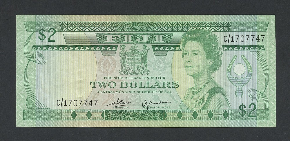FIJI $2 note 1980 QEII Krause 77 Banknotes