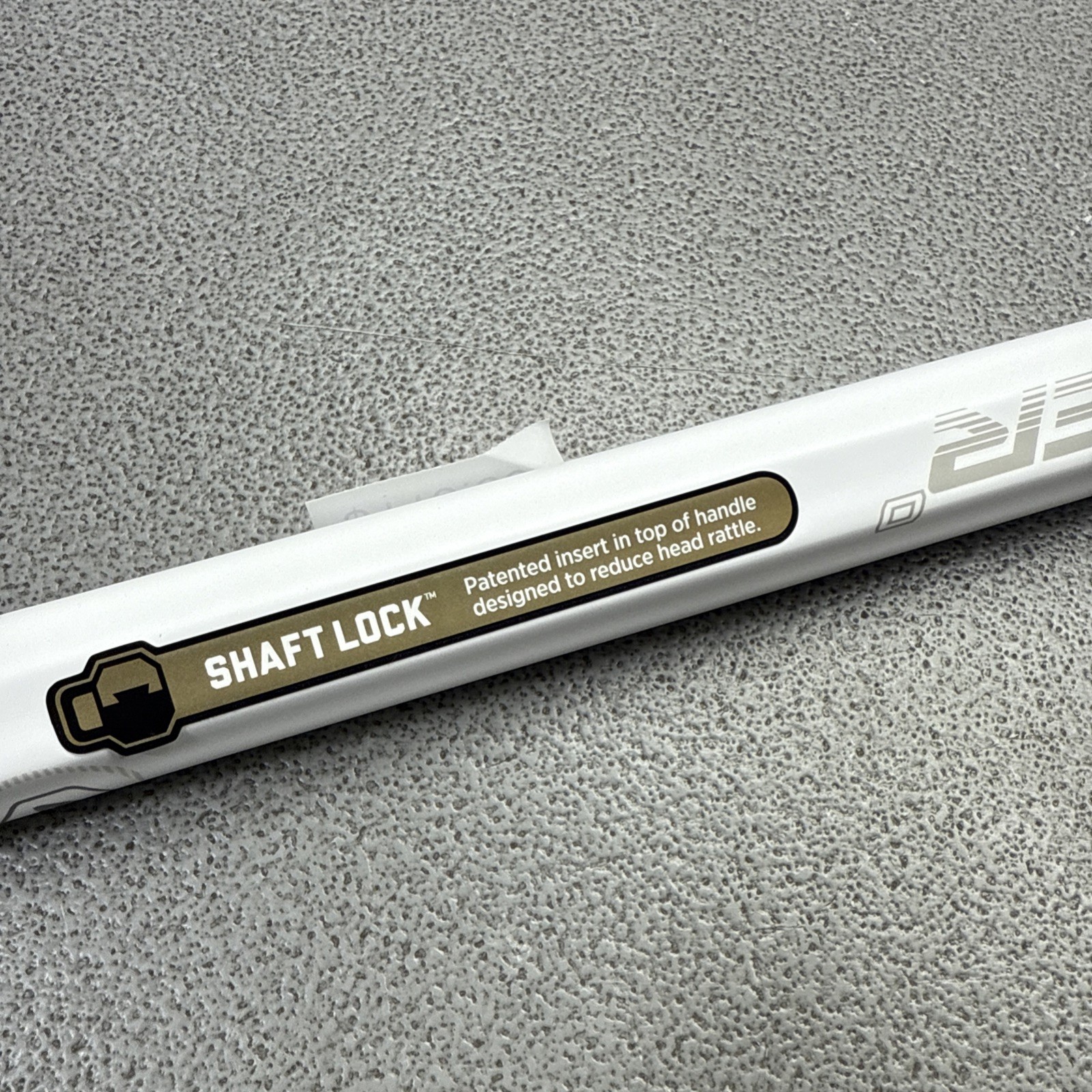 STX Fiber O Lacrosse Shaft - Attack White HE CAX2 52/WE/BOW