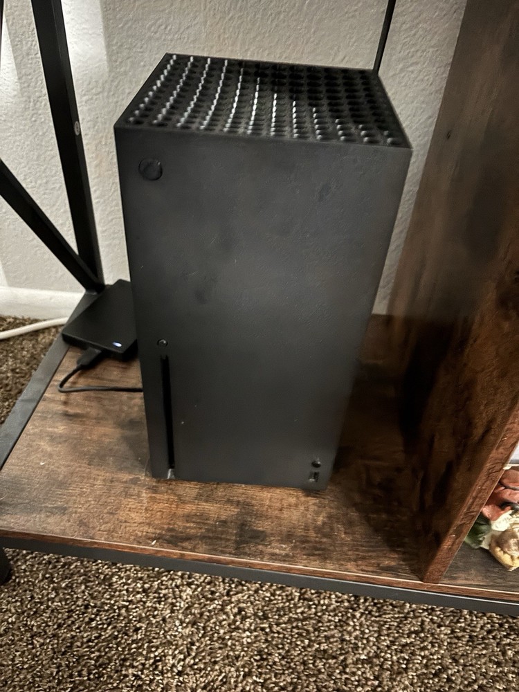 This Is A Xbox Series x 1TB with 2 Controllers and A Controller Charging Dock