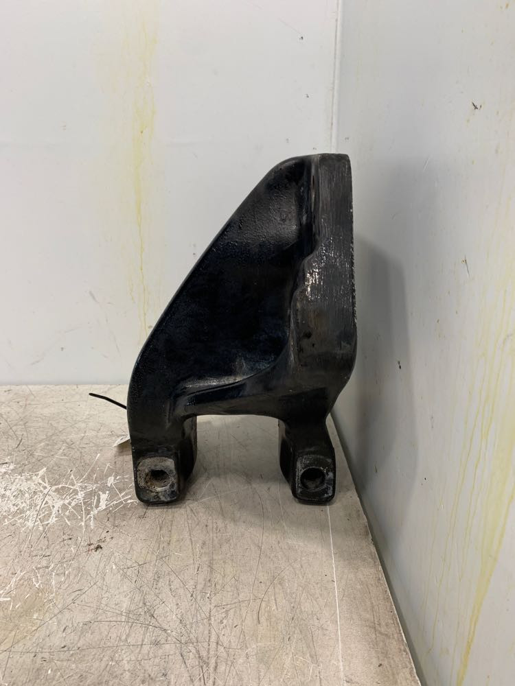 Peterbilt 587 Suspension Bracket 04080CA (641-11588)