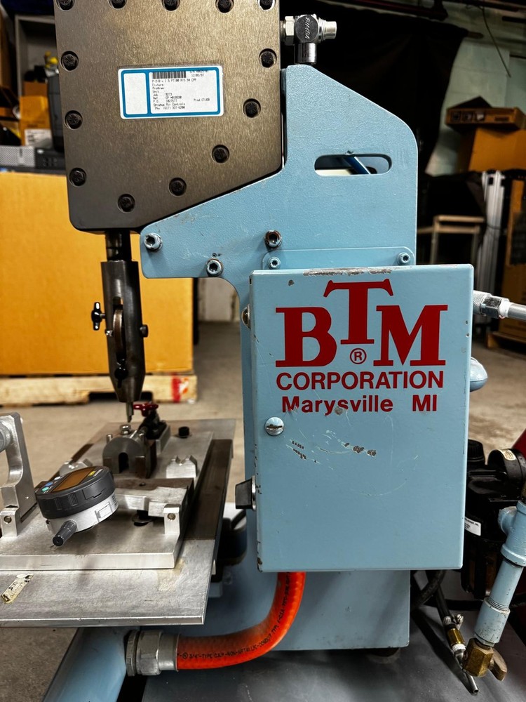 BTM Pneumatic press unit Model P-2 -B x 1.5 PT100 A=5 94 CPP