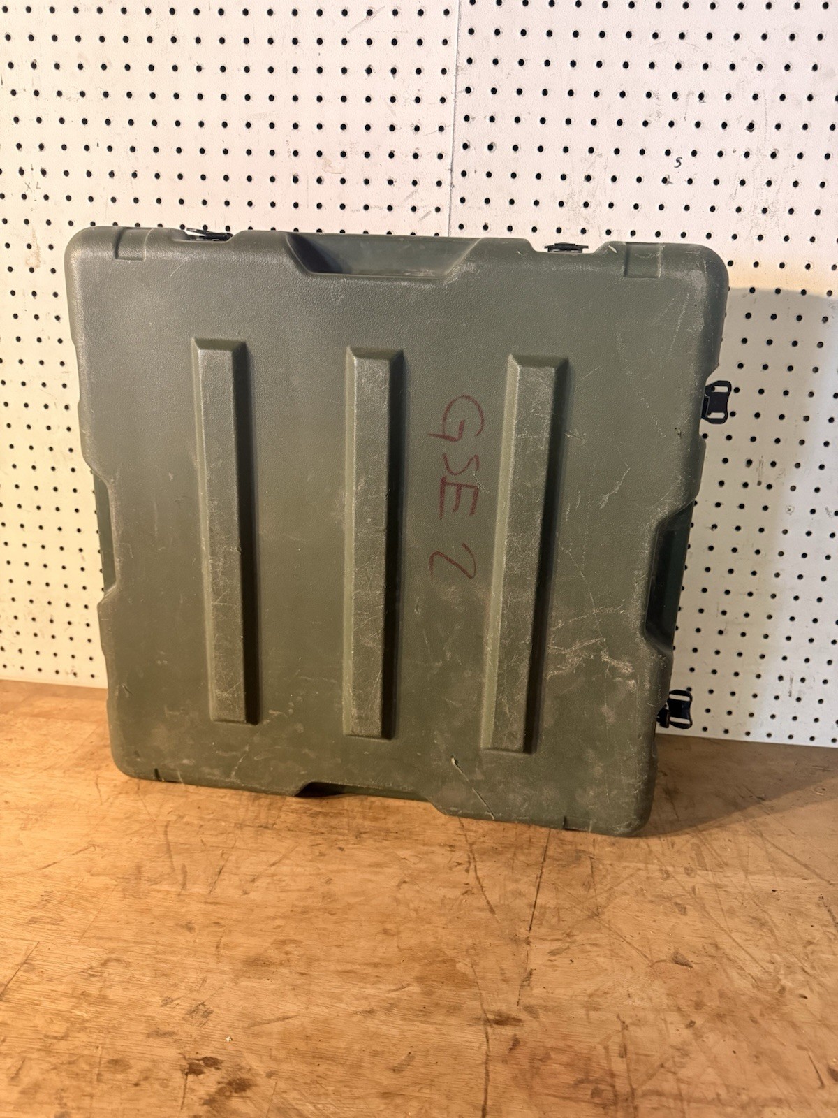 23X21.5X7" Green Military Waterproof Storage Container Hardigg Read Below