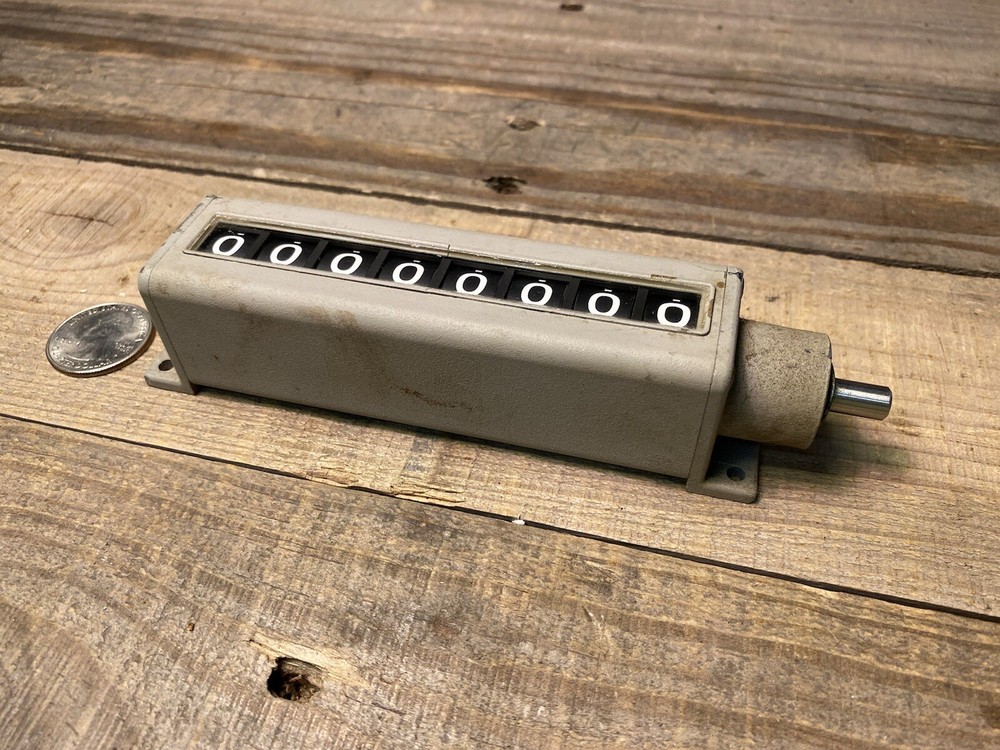 VEEDER-ROOT VISICOUNTER NAVY SURPLUS 1/4 Shaft