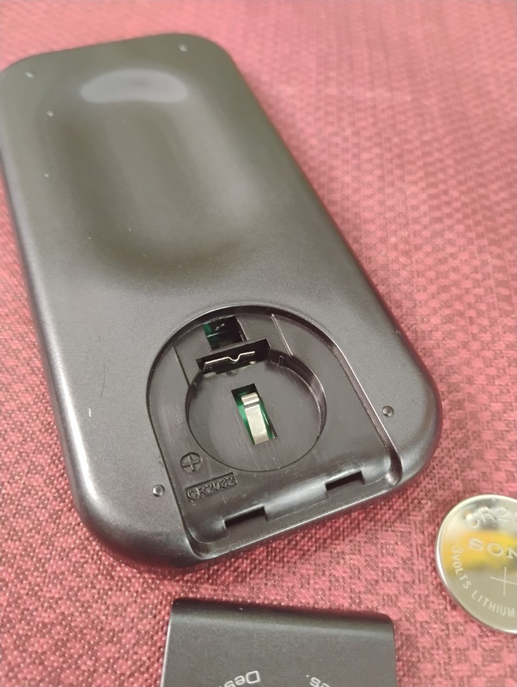 Brookstone SLCD V4 OEM Replacement Remote - TESTED - w/ Battery