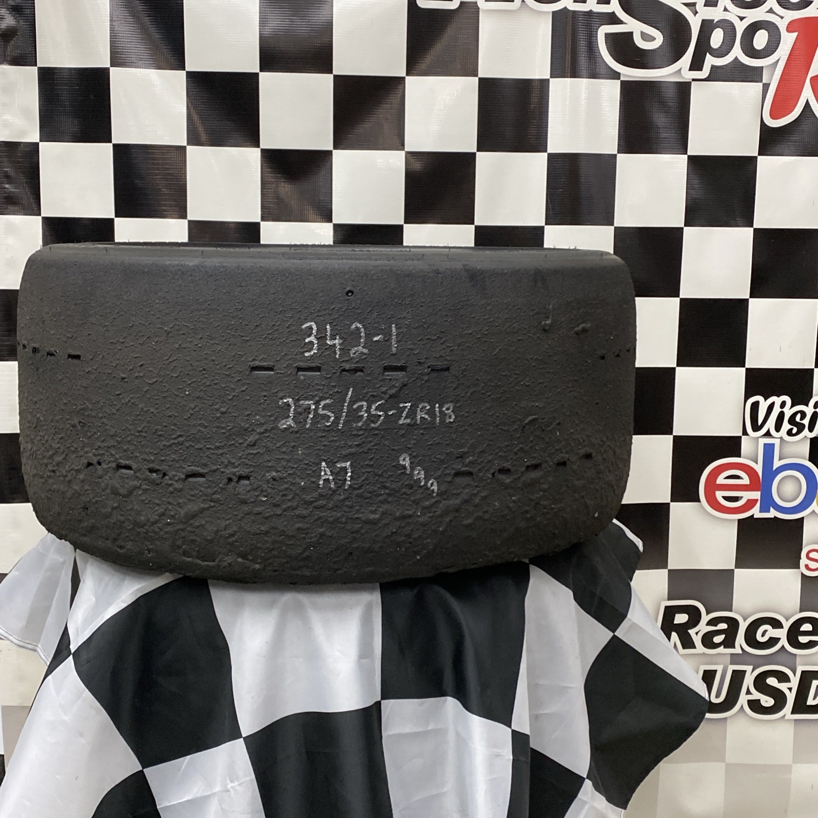 342-1 USDRRT HOOSIER DOT Road Race / Auto-X Tire 275/35 ZR18 A7