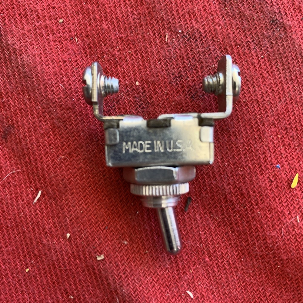 General Switches 2100 Toggle Switch 2 Pole NOS