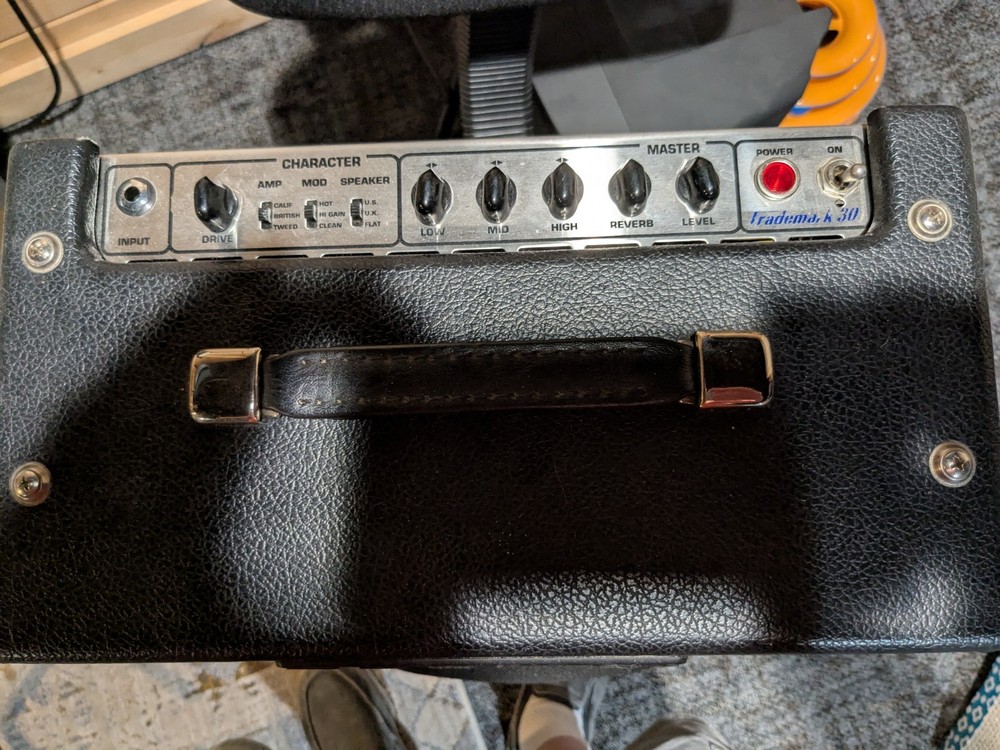 TECH 21 TRADEMARK 30 GUITAR AMP