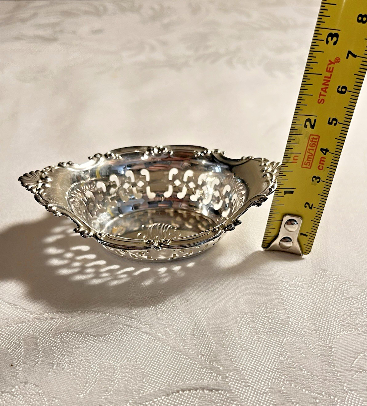 ONE Gorham Sterling Silver Nut Dish 23.5 Gr W/Mono. 3-3/4" X 2-1/2". A 4780