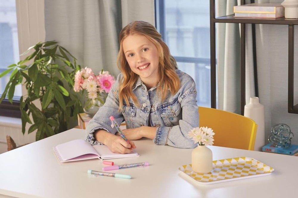 Make It Real DIY Floaty Pens Kit - Create 3 Sparkly, Customizable Pens with...