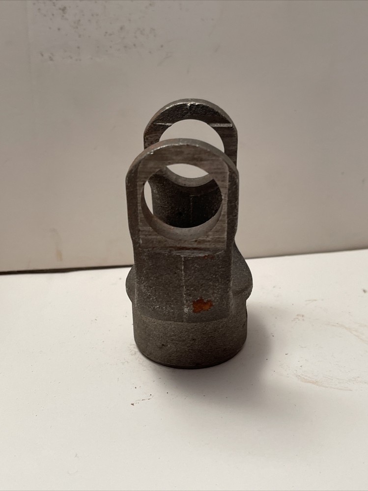 NOS Spicer 10-4-53 PTO End Yoke