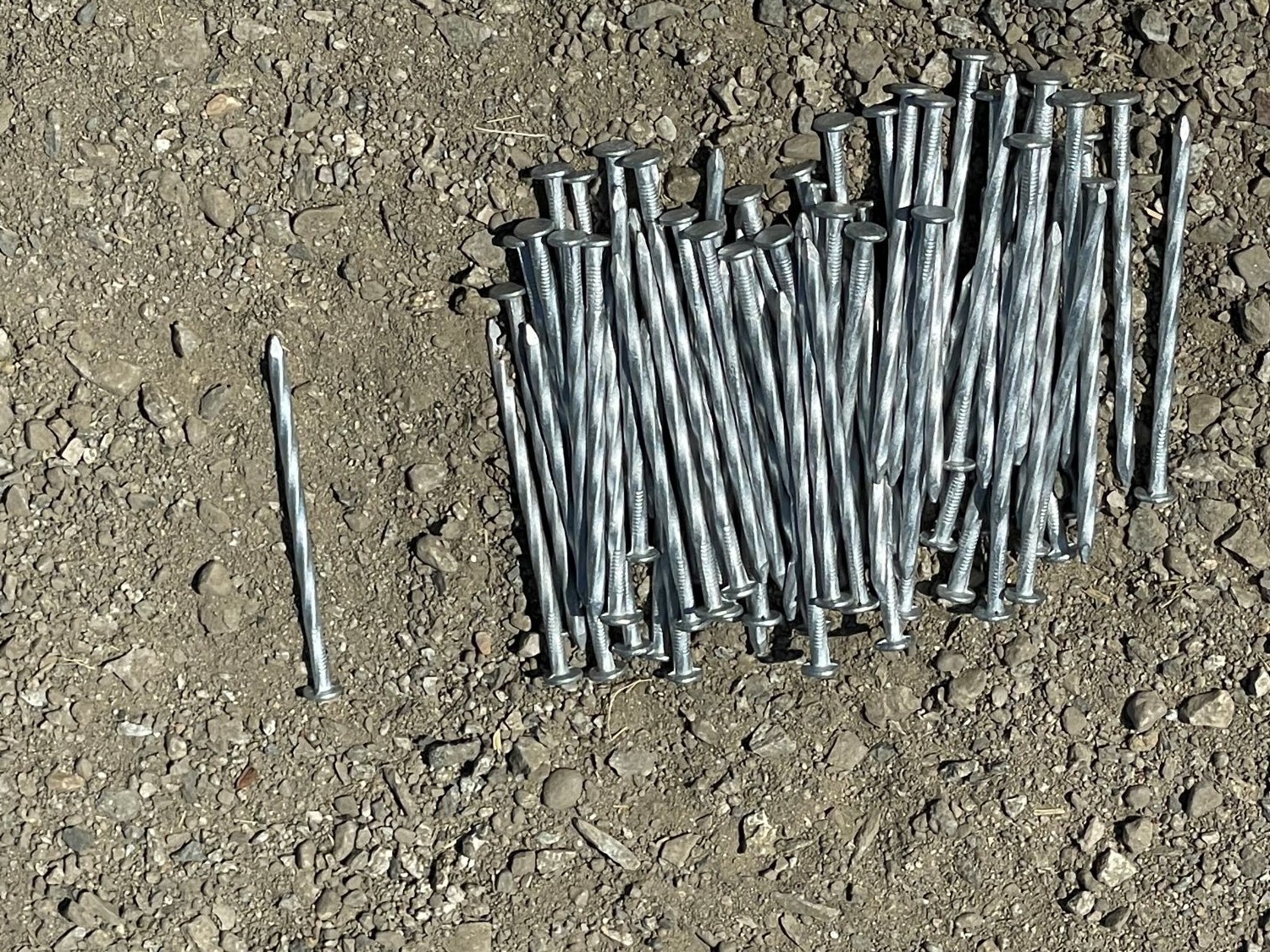 4 in. Galvanized Spiral Landscape Edging Spikes - 7 Gauge Steel - Sandbaggy