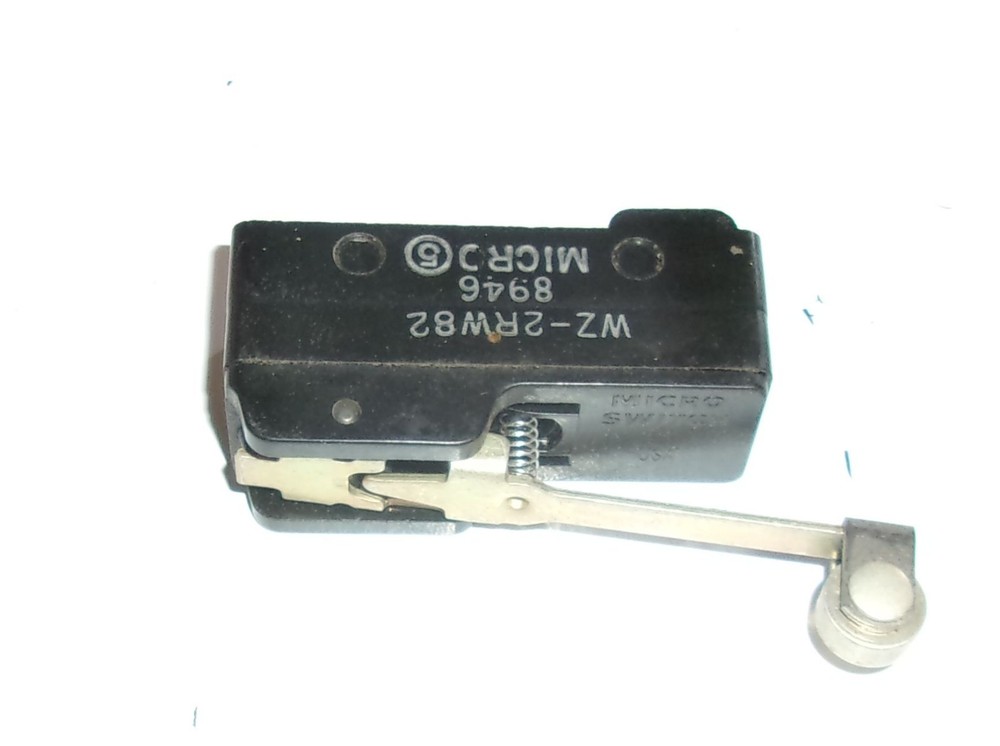 Honeywell WZ-2RW82 Micro Switch Large With Roller