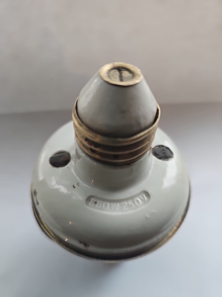 1908 Benjamin porcelain and brass double bulb socket adapter