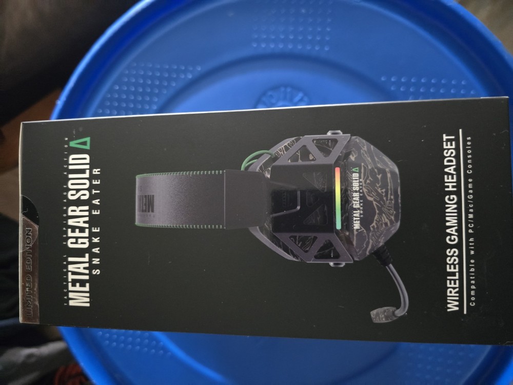 Metal Gear Solid Snake Eater Gaming Headset Limited Edition