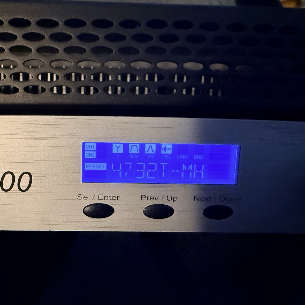 Crown DSi4000 2-Channel Power Amplifier Untested Sold As Is ￼ Powers On