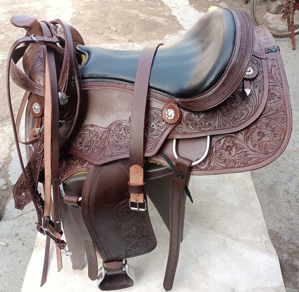 Western Leather Saddle: Handmade Western Saddle With Tack Set
