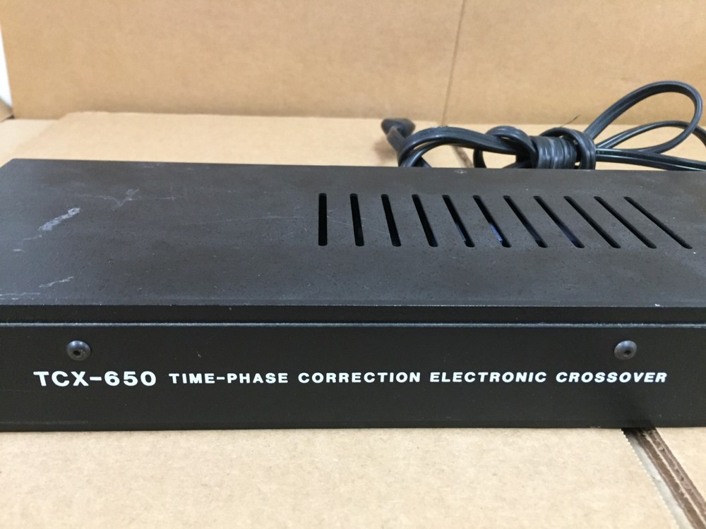 SMART Theatre System TCX-650 Time-Phase Correction Electronic Crossover