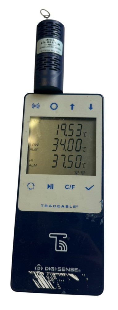 Digi-Sense Traceable Wireless Temp Humidity Data Logger w/ USB Sensor 6525/6