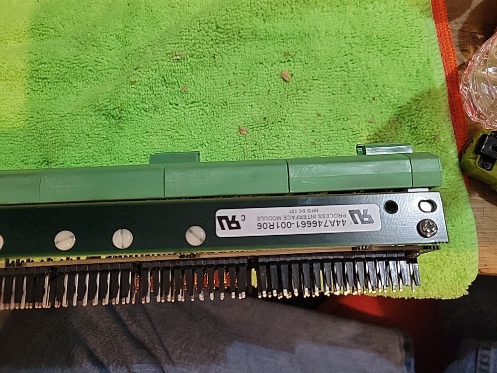 Husky Break Out Board OMC TECH 44A746661-001 Process Interface Module.