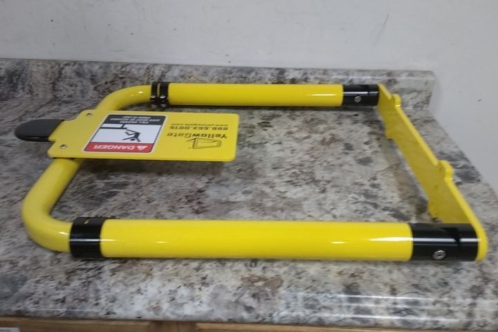 Erectastep 11792-R2 36 In Max Opening 22 In H Yellow Self Closing Safety Gate