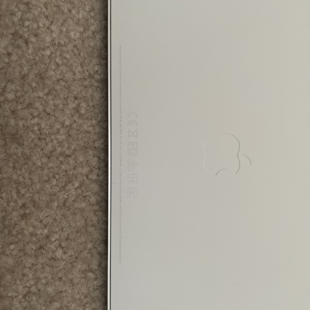 Apple Keyboard (A3118) & Mouse (A3204). Combo