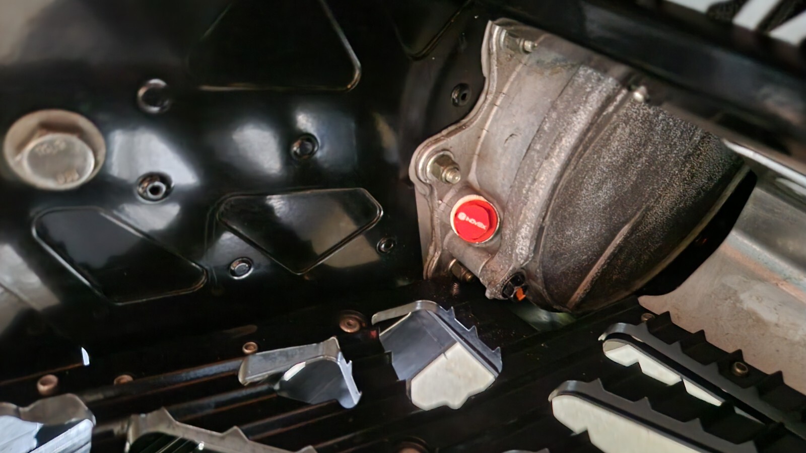 NEW! Polaris chaincase plug FIX for ProRide VR Rush Axys Indy Matrix 7052458