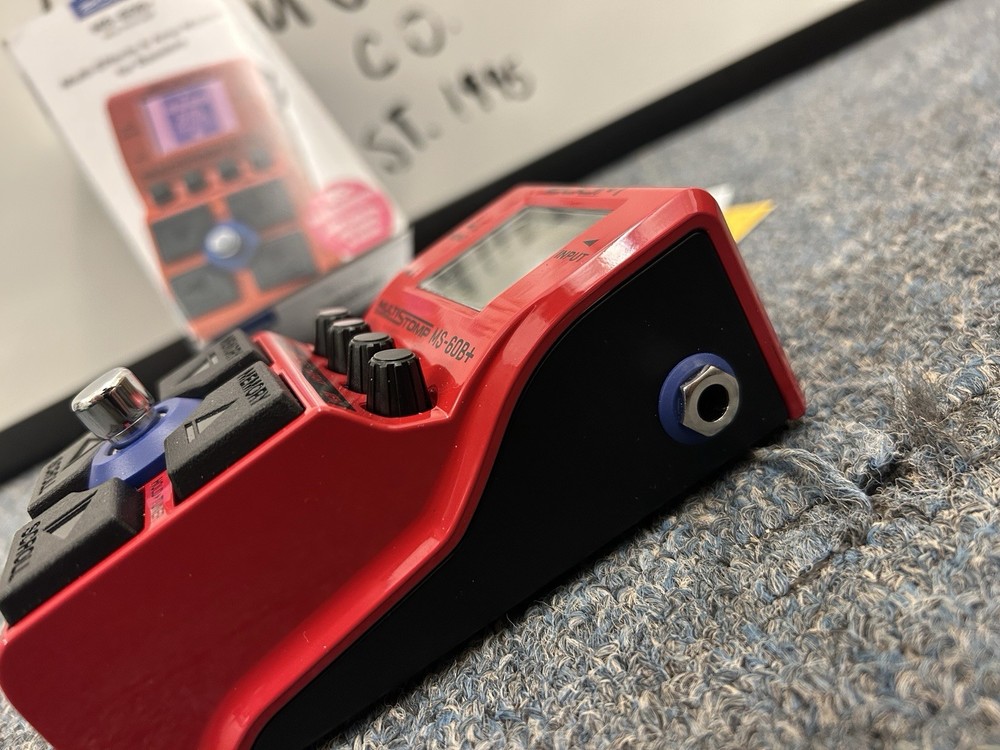 Zoom MS-60B+ MultiStomp Bass Effects Pedal Red