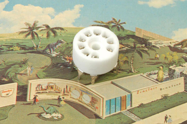 9 Pin PC Mount White Ceramic Socket 17mm, #957063