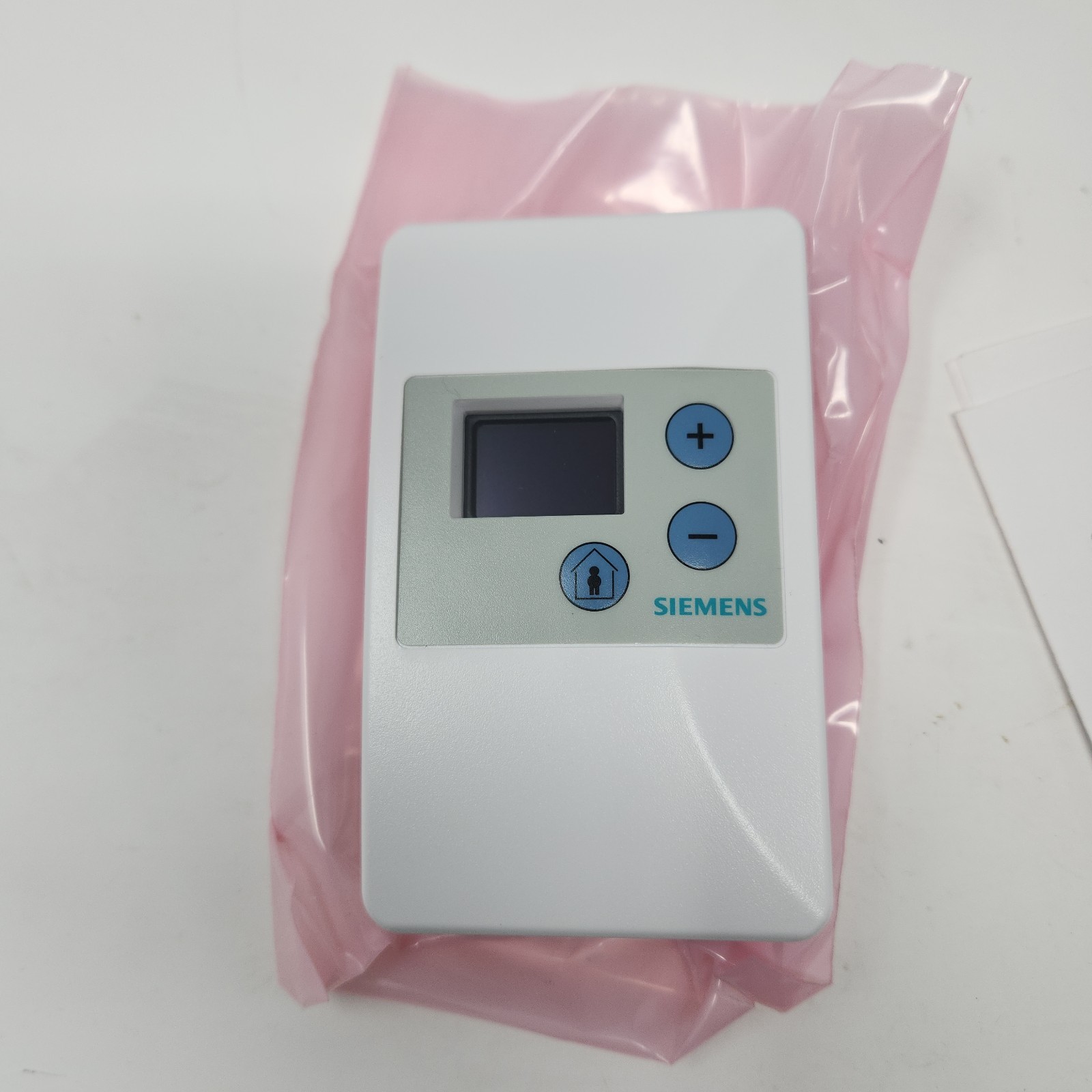 Siemens QAA2280.FWSC Air Temperature Sensor New in Box