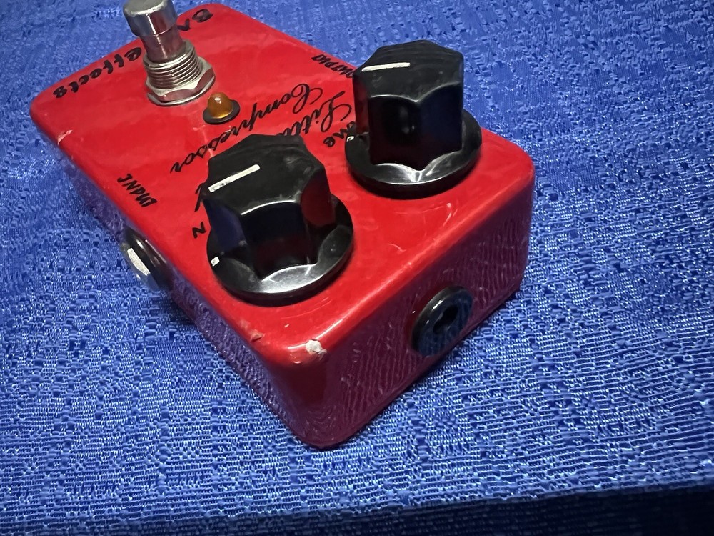 BMF Effects Little Red Compressor Guitar Pedal