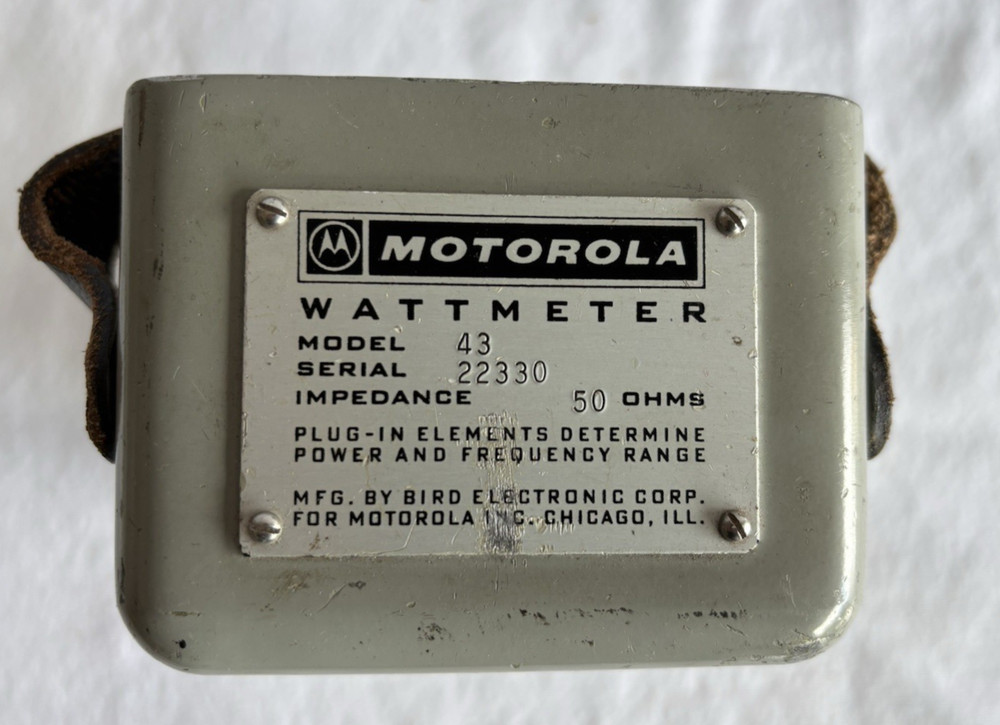 Bird Technologies Motorola Model 43 Wattmeter with 12 Slugs Sola Basic