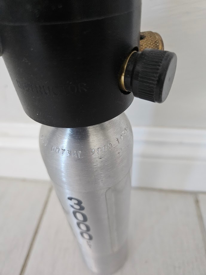 Spare Air Model #300 Scuba Dive Tank