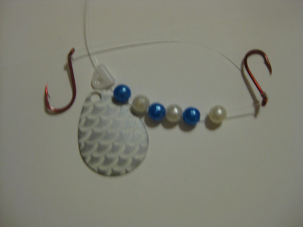 Walleye 2 Hook Spinner Rigs Crawler Harness (Glow Silver Scale)