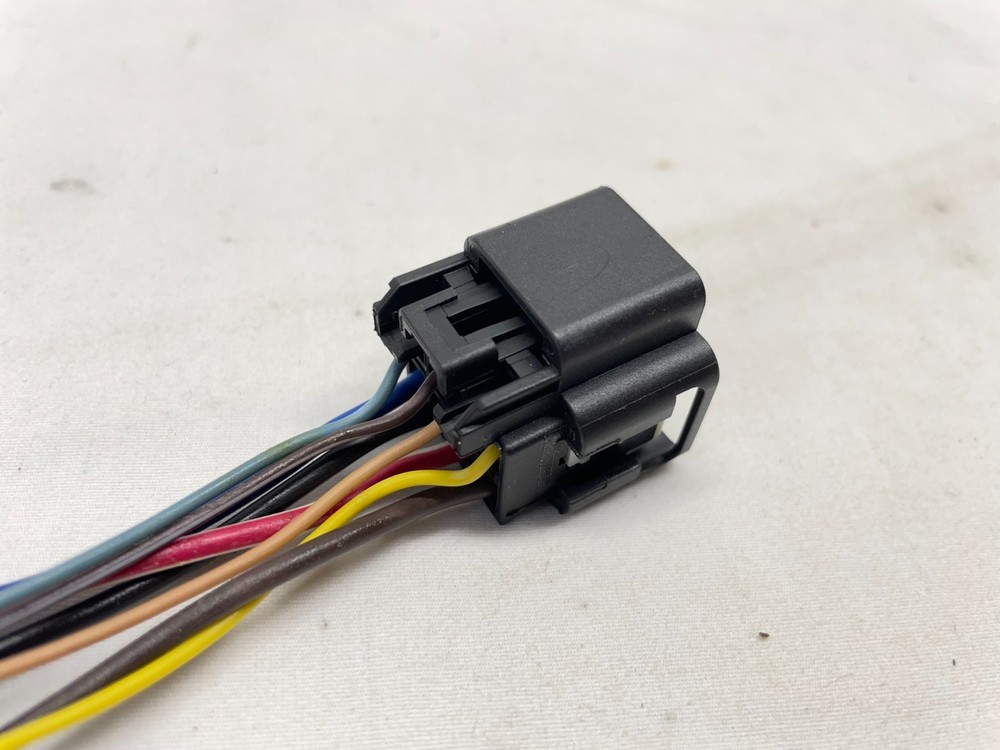 2007 - 2013 GMC SILVERADO SIERRA PASSENGER WINDOW SWITCH WIRING HARNESS PLUG SET