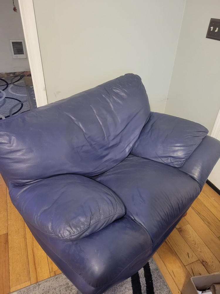Extremely Comfortable Blue Leather