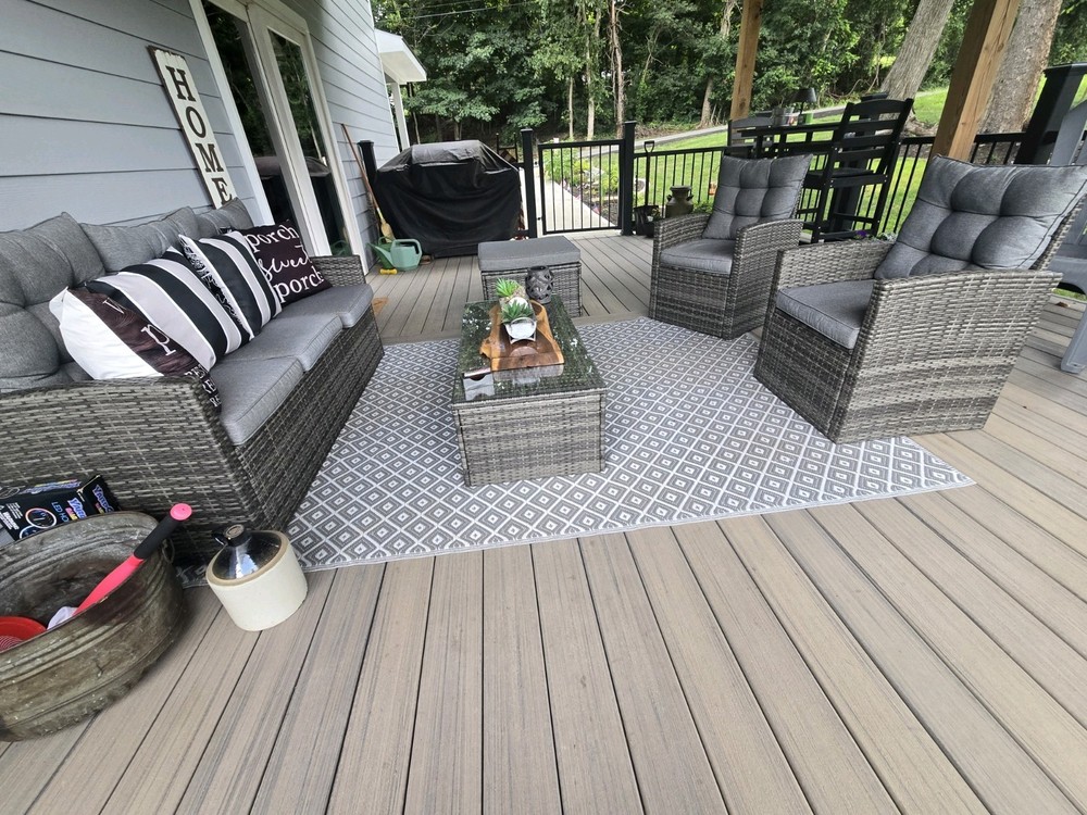 5 PIECE PATIO SET !!