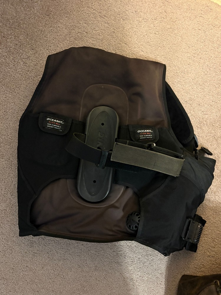 Oceanic Flex BCD Mens -- Large, black - includes weight pockets, Used, works