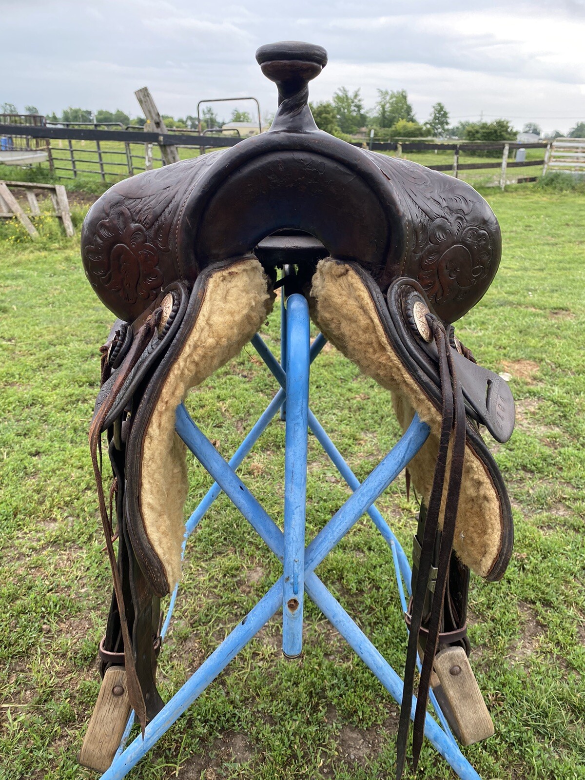 Antique Heiser Denver tooled leather 16 " slick seat wide fork Western saddle