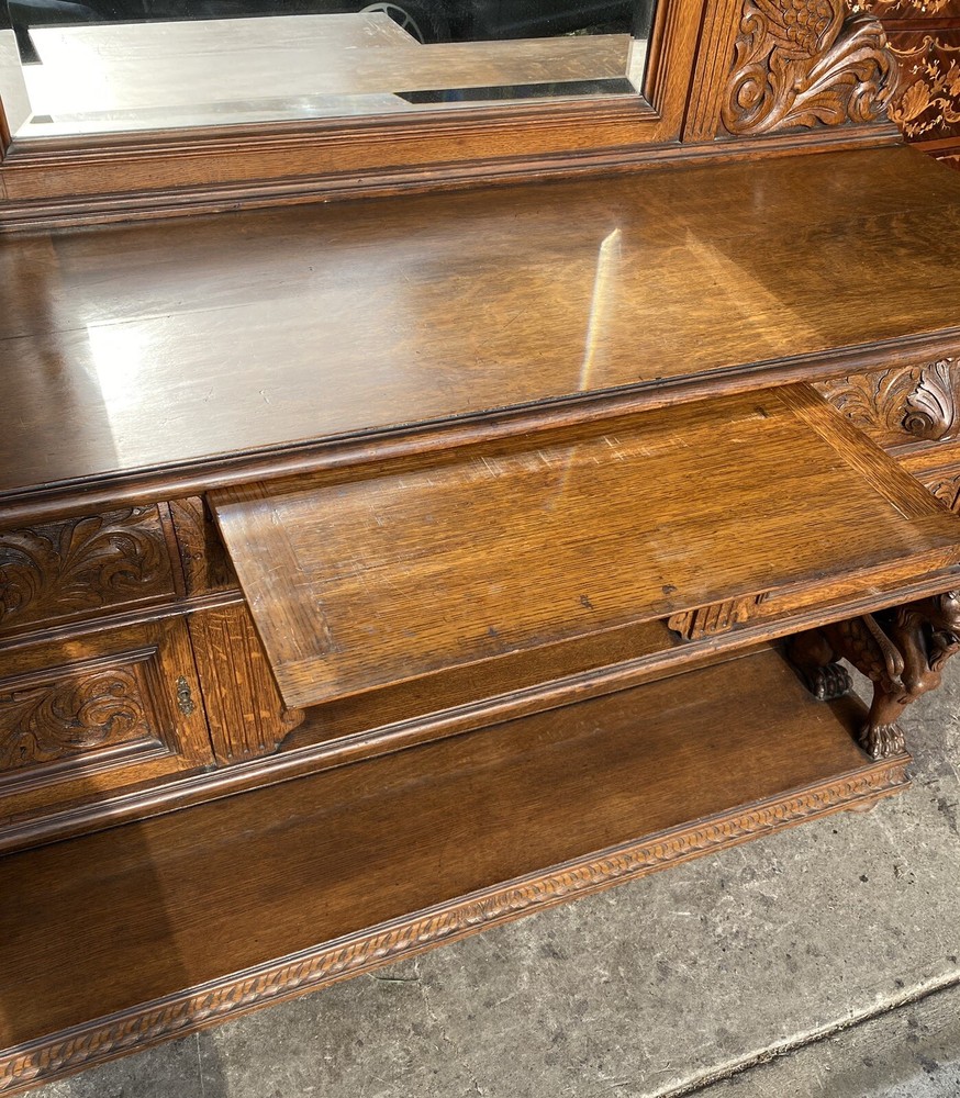 R.J. HORNER WINGED GRIFFIN OAK SERVER