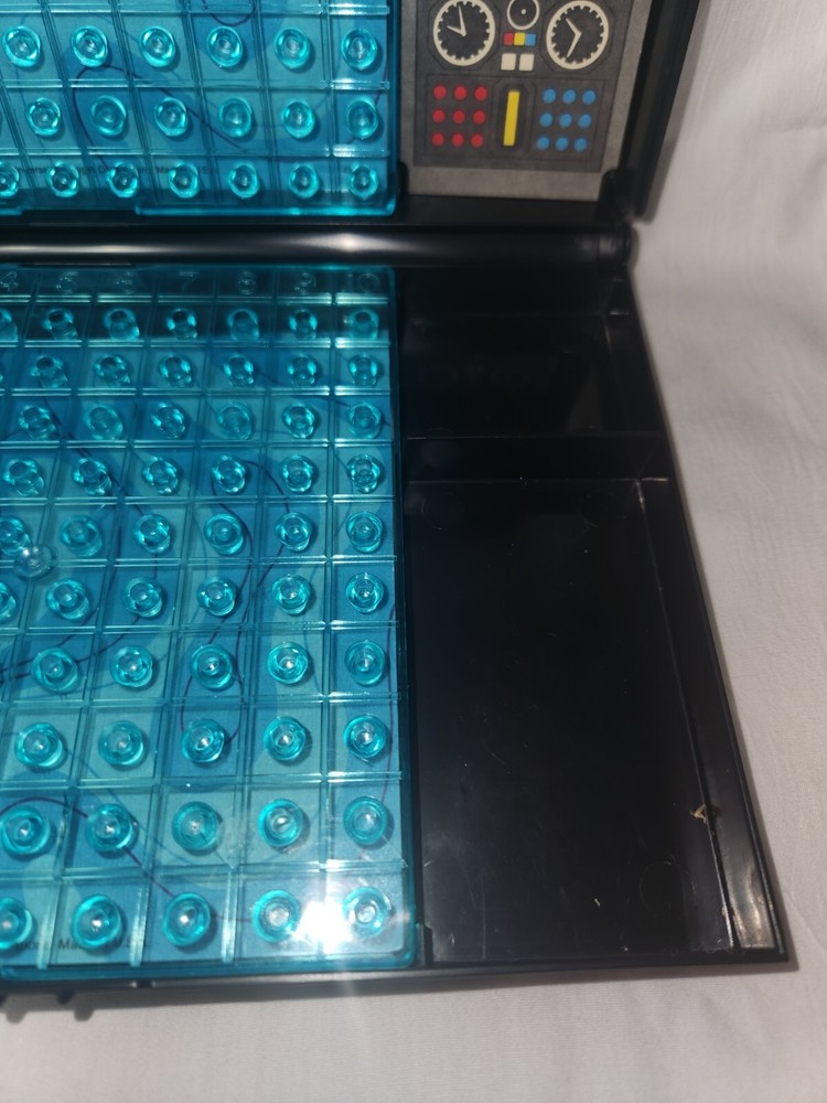 Battleship Game REPLACEMENT PART/PIECE Single Fold Up Game Unit ONLY
