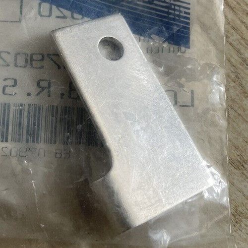 Carrier 68-07902-00 Tab Locking, Roadside Only