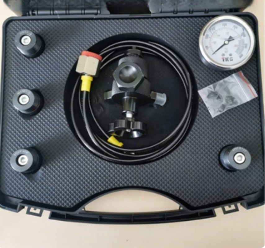 Accumulator Nitrogen Charging Tool Kit for Hydraulic Bladder Pressure Test