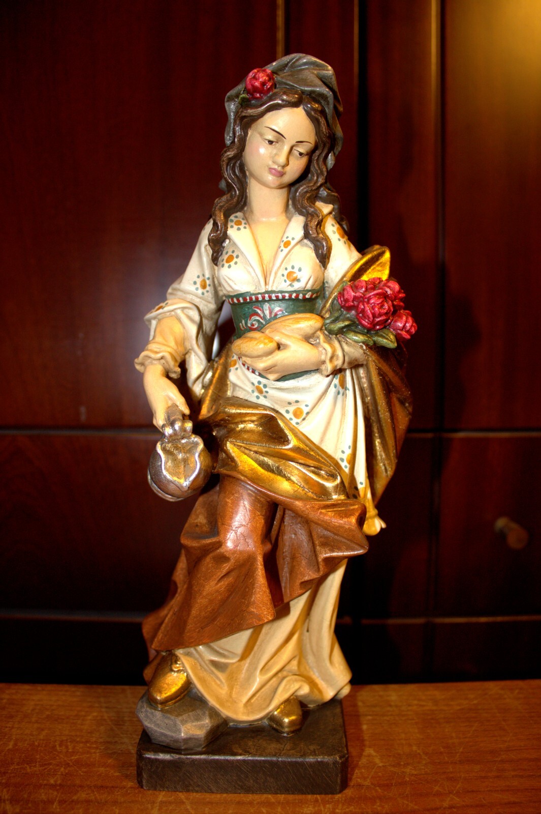 VTG 12" HAND CARVED WOOD CATHOLIC PATRON SAINT ELIZABETH STATUE FIGURE SCULPTURE