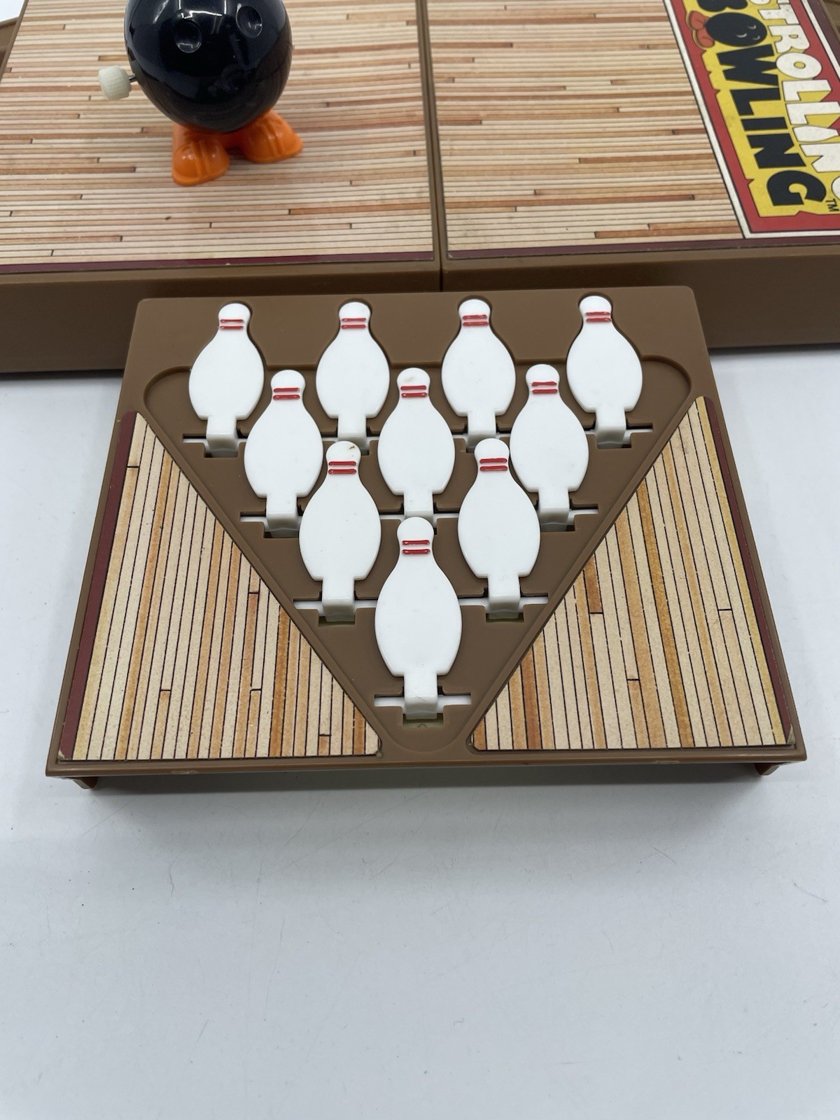 Vintage 1980 Tomy Strolling Bowling Wind Up Game, Ball Is Not Working