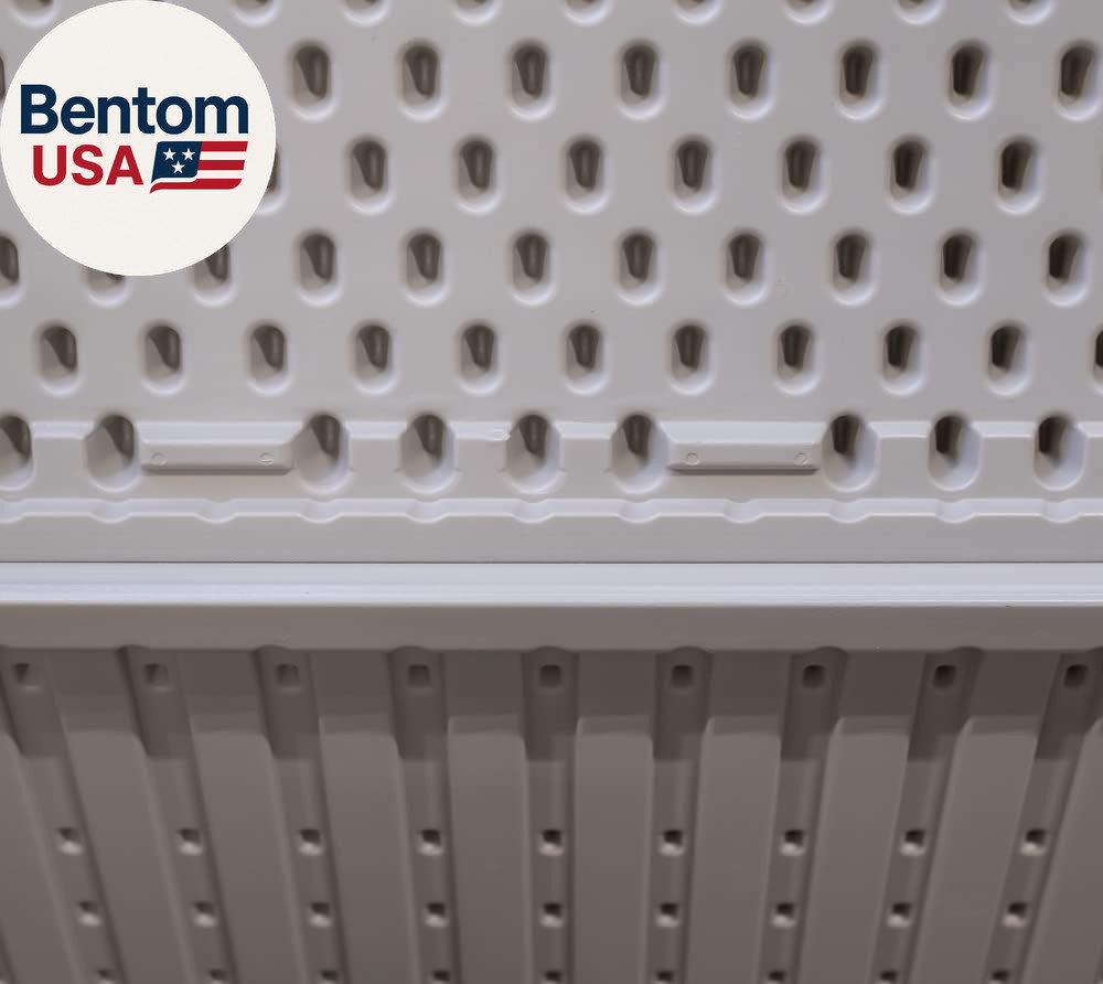 60040 Deck Box, 130 Gallon, Desert Sand