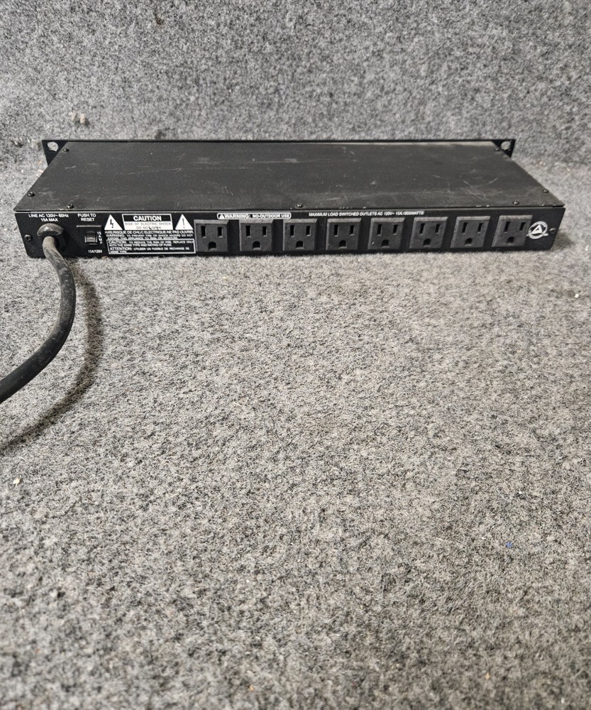 Furman Power Conditioner Model M–8