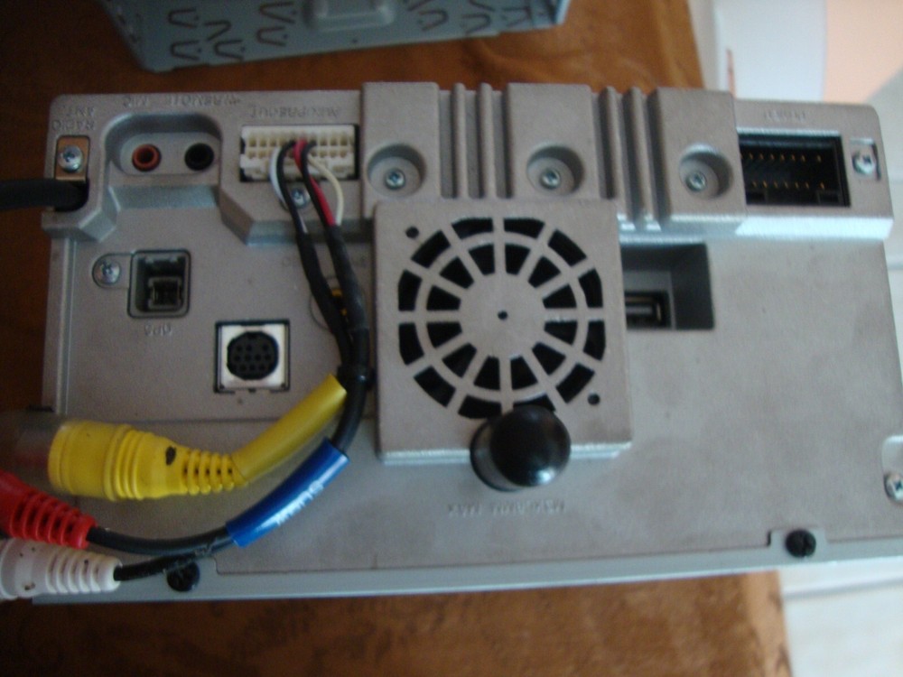 Alpine A132M6199F OEM Head Unit *NOT TESTED*