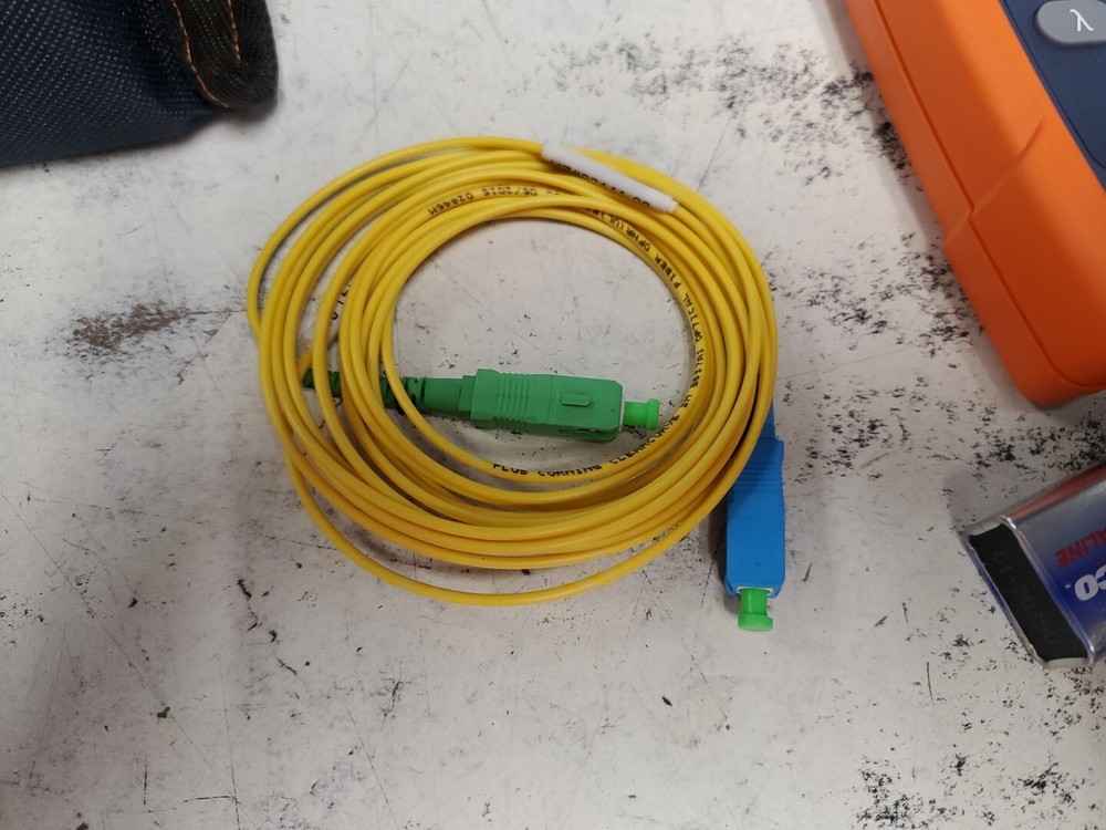 TEMPO COMMUNICATIONS SLS520 Fiber optic light source E2UK CASE & WIRE