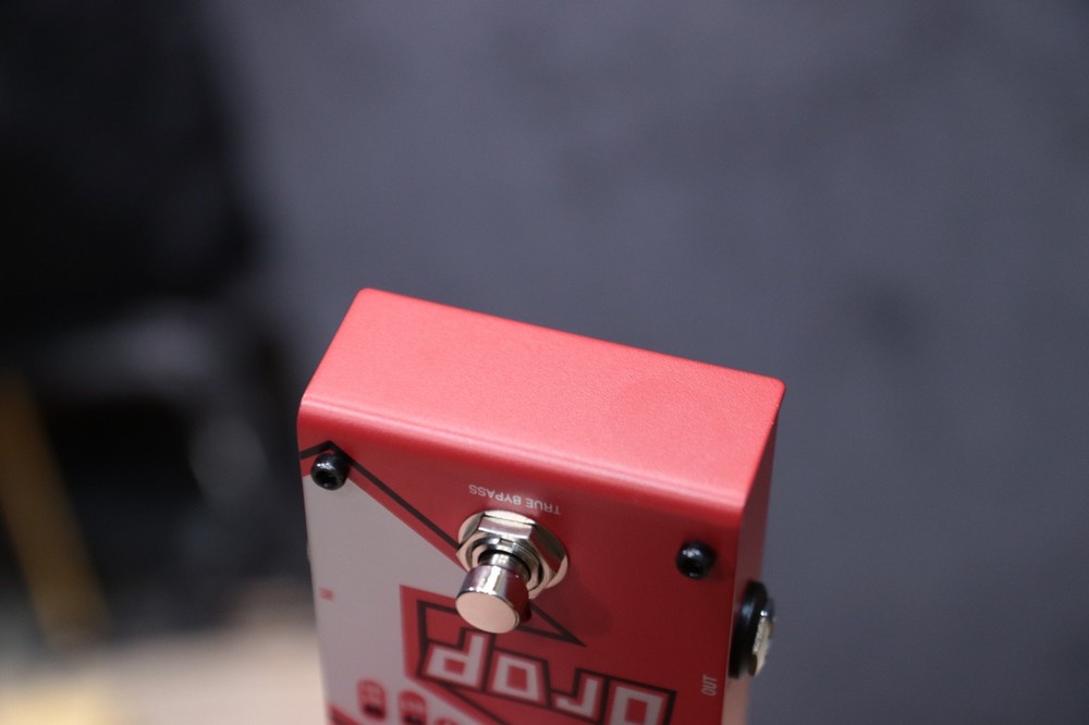 DigiTech Drop Compact Polyphonic Drop Tune Pitch Shifter Effect Pedal w/Box