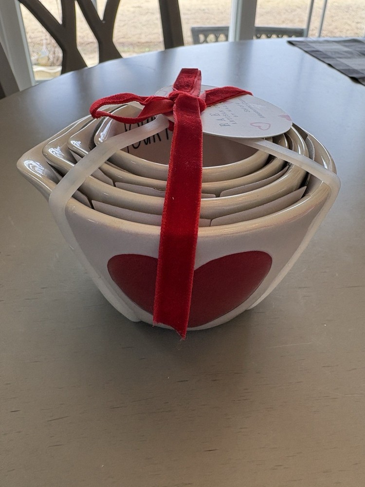 Rae Dunn Puff Heart Measuring Cups